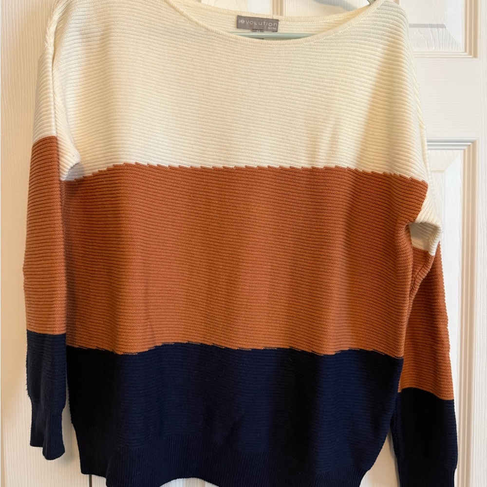 Elegant Colorblock Crew Neck Sweater